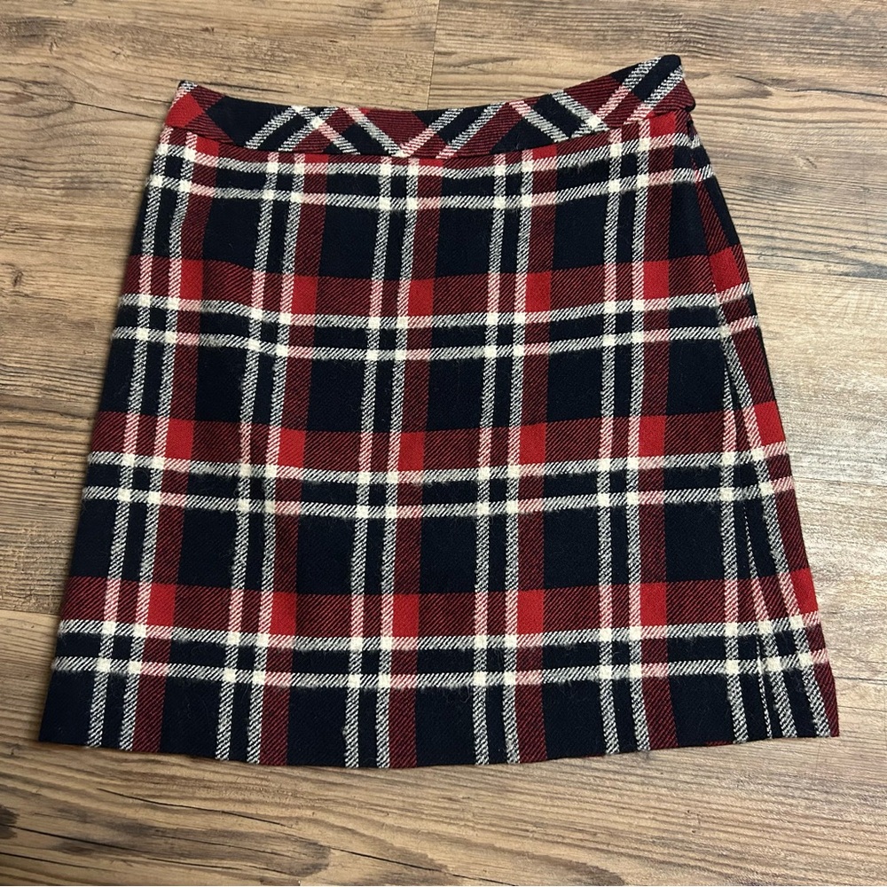 Brooks Brothers Wool Red and Black Plaid Mini Skirt Size 4
